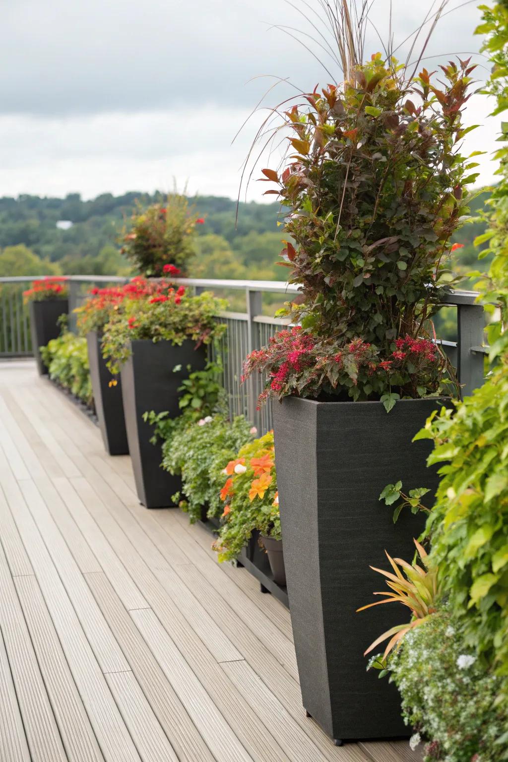 Tall planters create a lush, green privacy barrier.