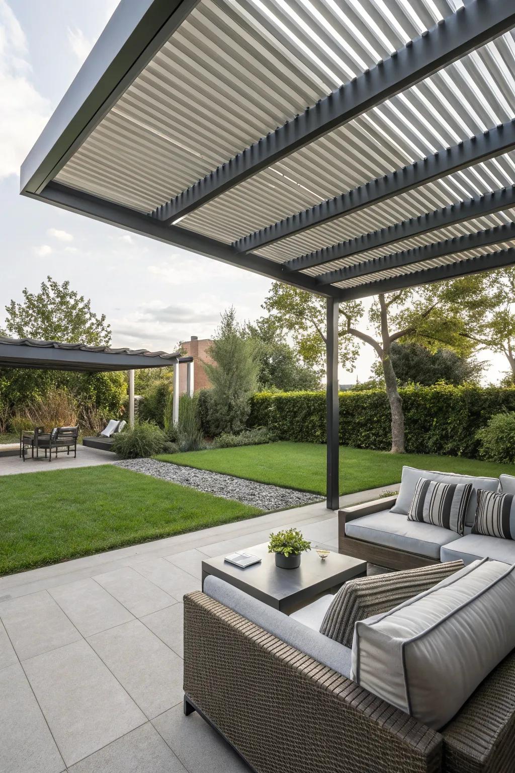 A louvered roof offers adjustable shade with modern elegance.