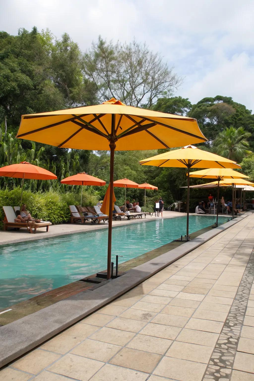 Freestanding structures offer versatile privacy options.