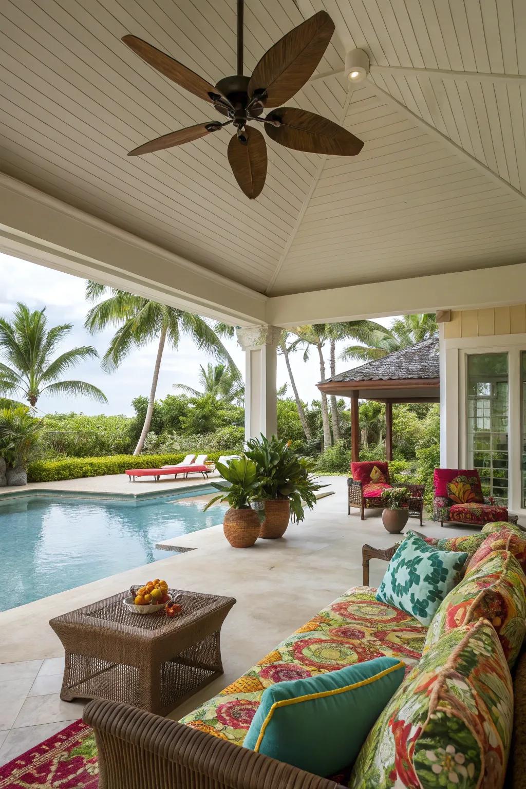 Ceiling fans ensure comfort and bring a touch of style.