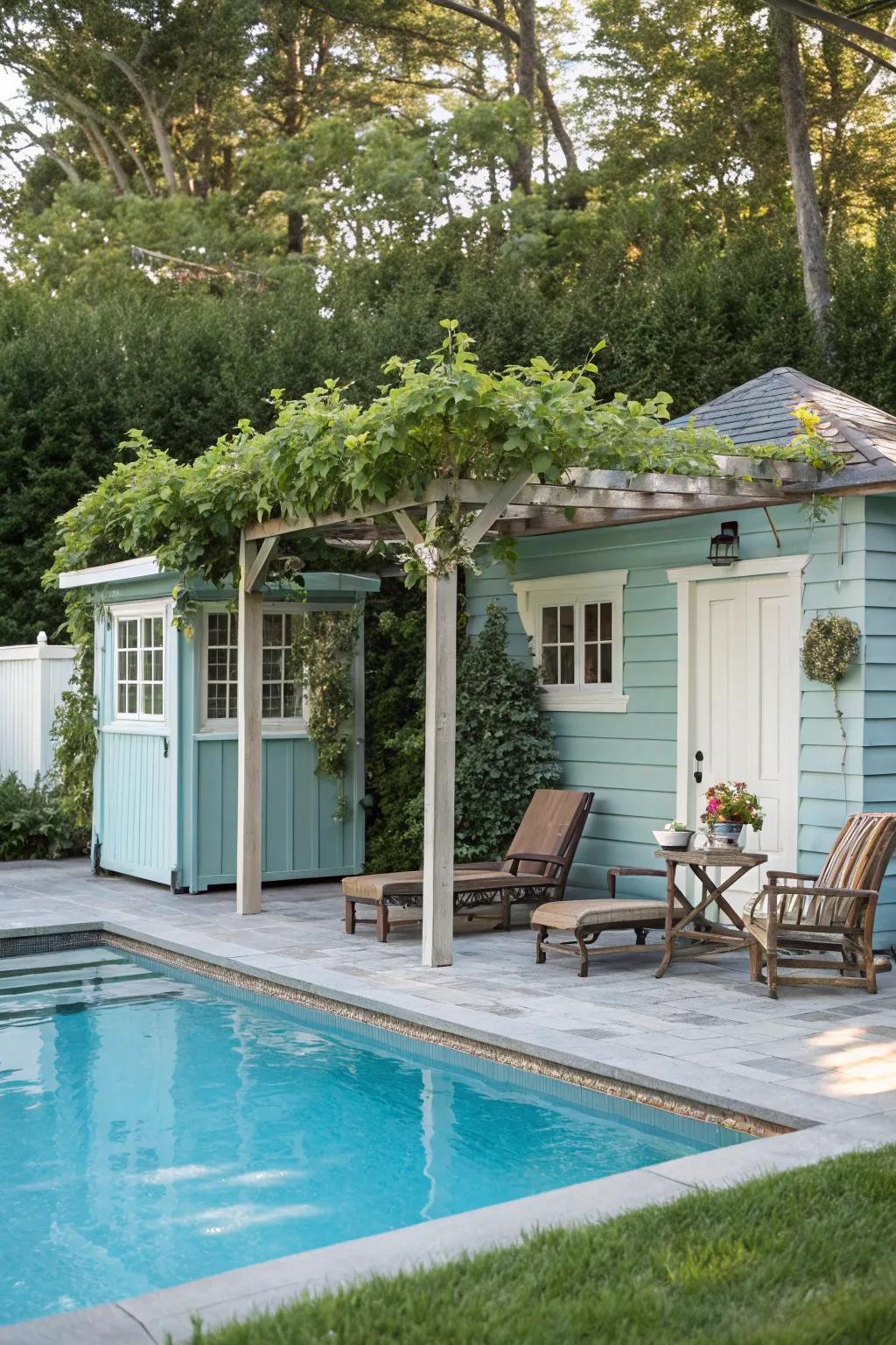 Pergola perfection: Stylish shade for poolside comfort.