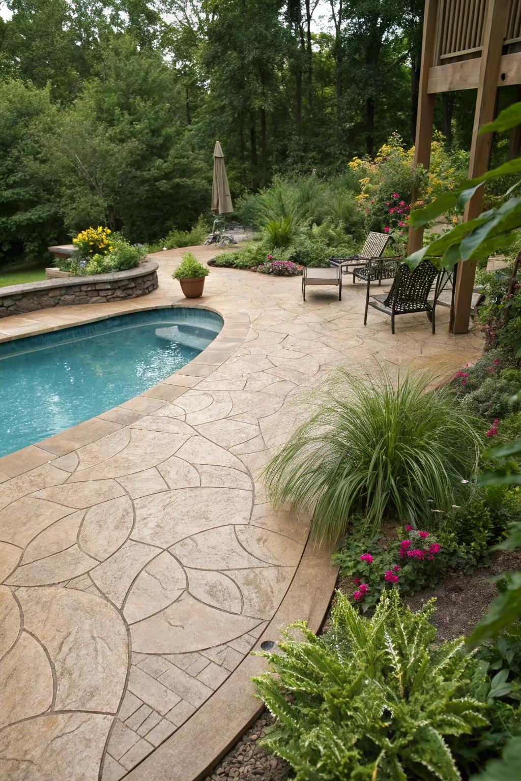 Textured accents add depth and charm to your deck.