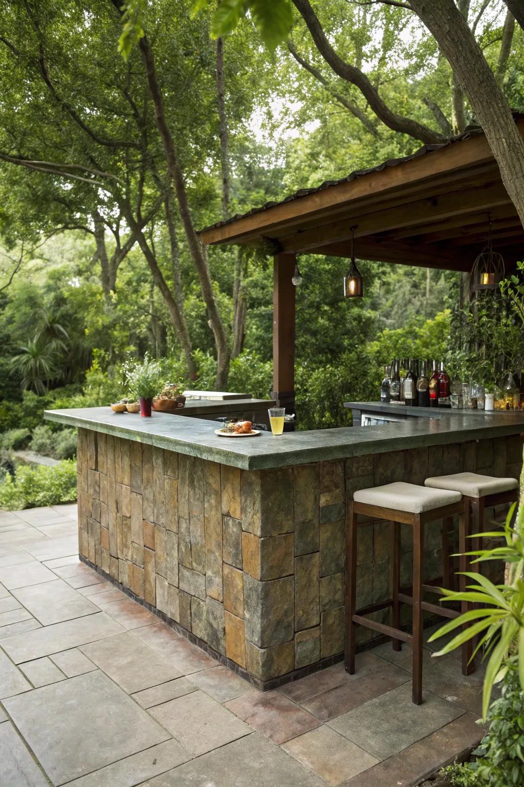 An earthy slate tile bar top that blends with natural surroundings