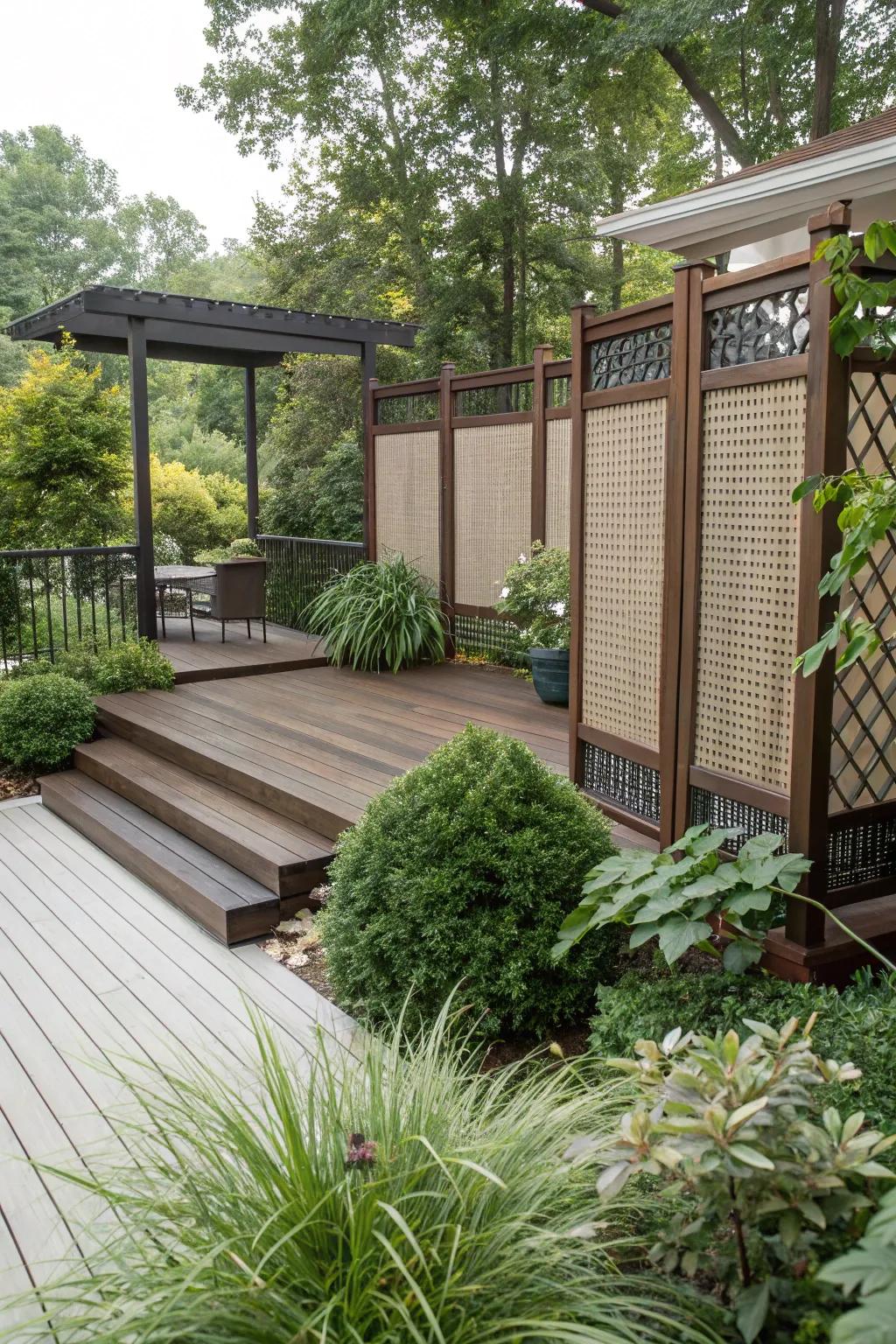 A combination of screens and landscaping creates a layered look on the deck.