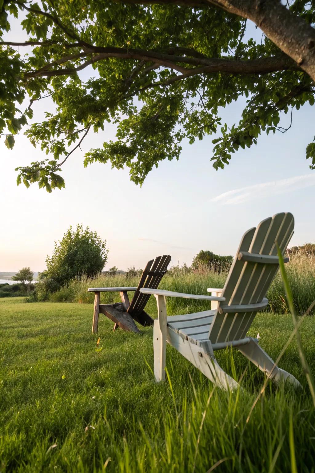 Grass-friendly legs preventing lawn damage.