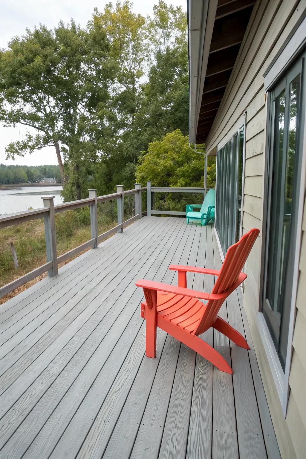 A bold pop of color makes this deck a true standout.