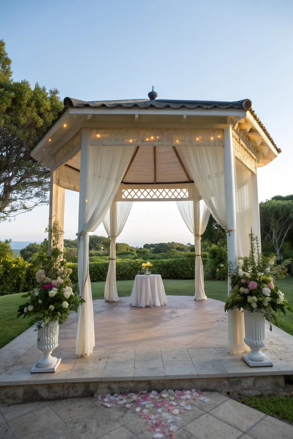 Minimalist elegance keeps the focus on your vows.