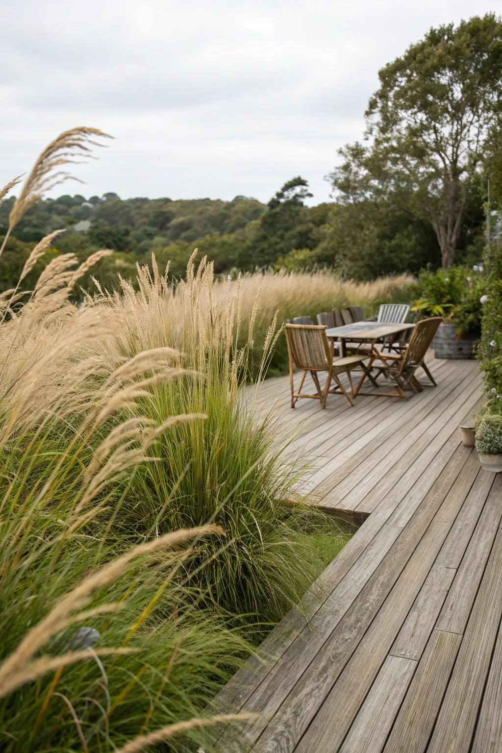 Enjoy privacy with natural screens.