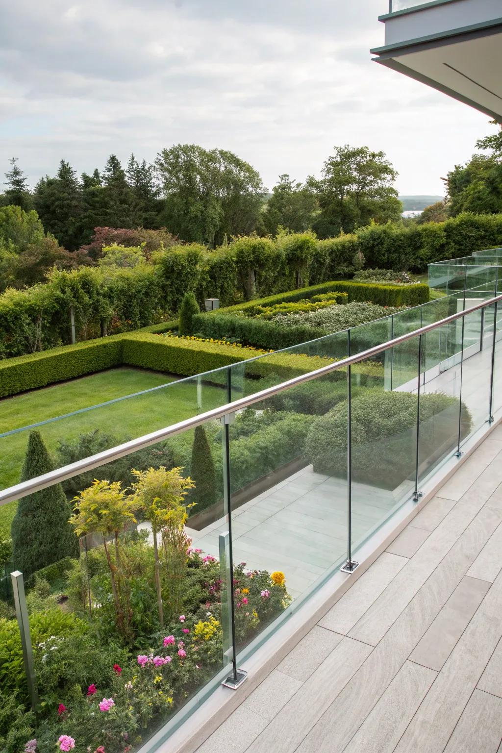 A deck with glass railings, perfectly blending modern style and scenic views.
