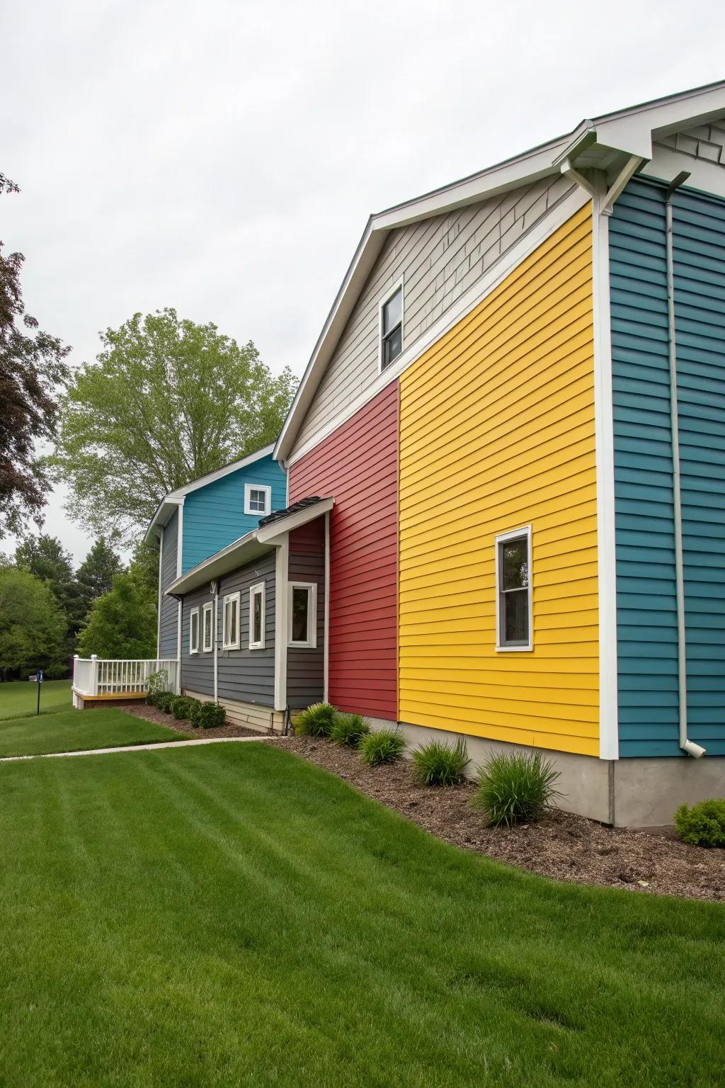 Color blocking with vinyl siding creates a visually interesting exterior.