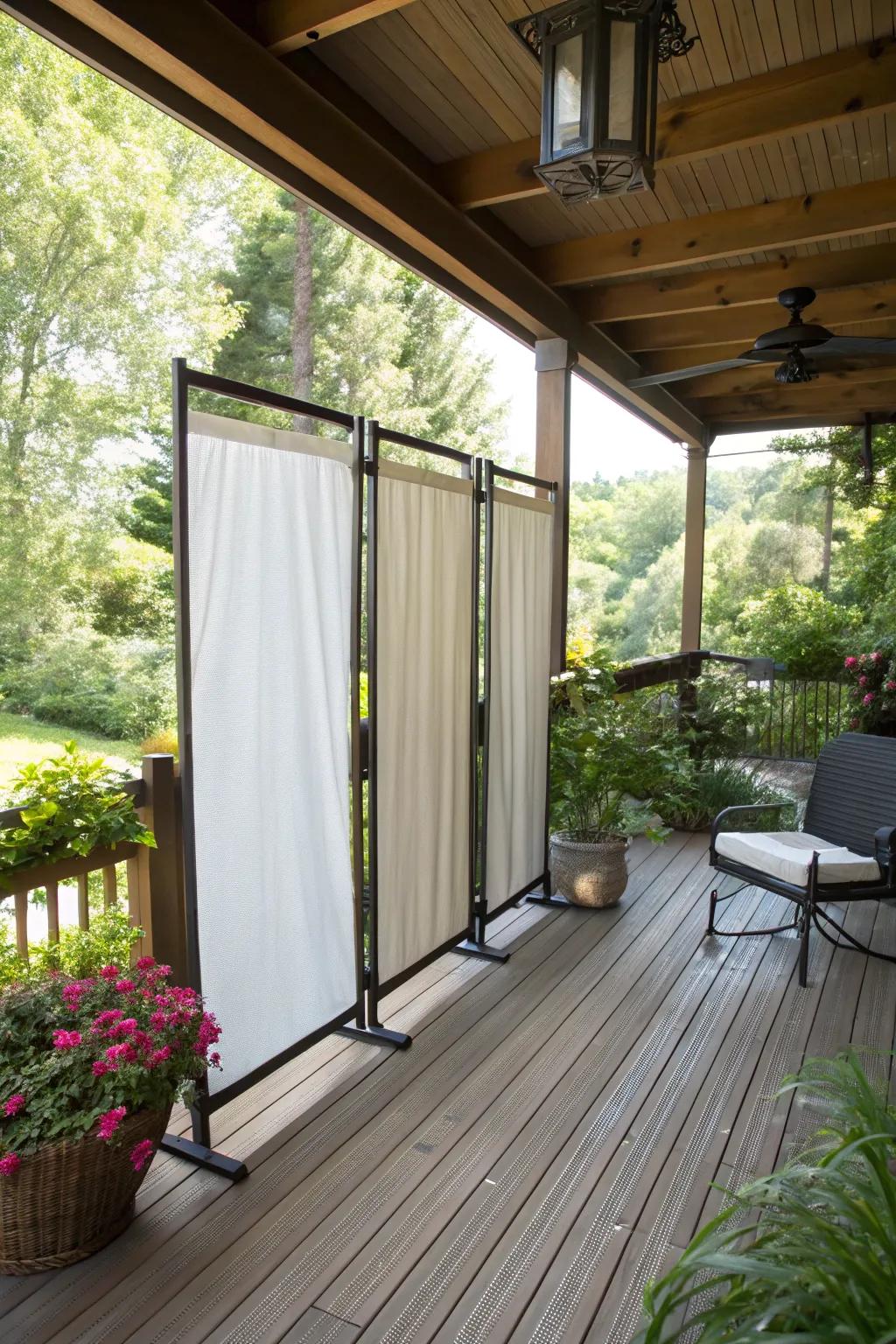 Adjust your privacy settings with versatile portable screens.