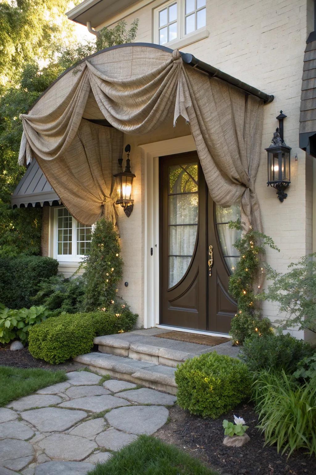 Eco-friendly materials offer a soft, natural look.