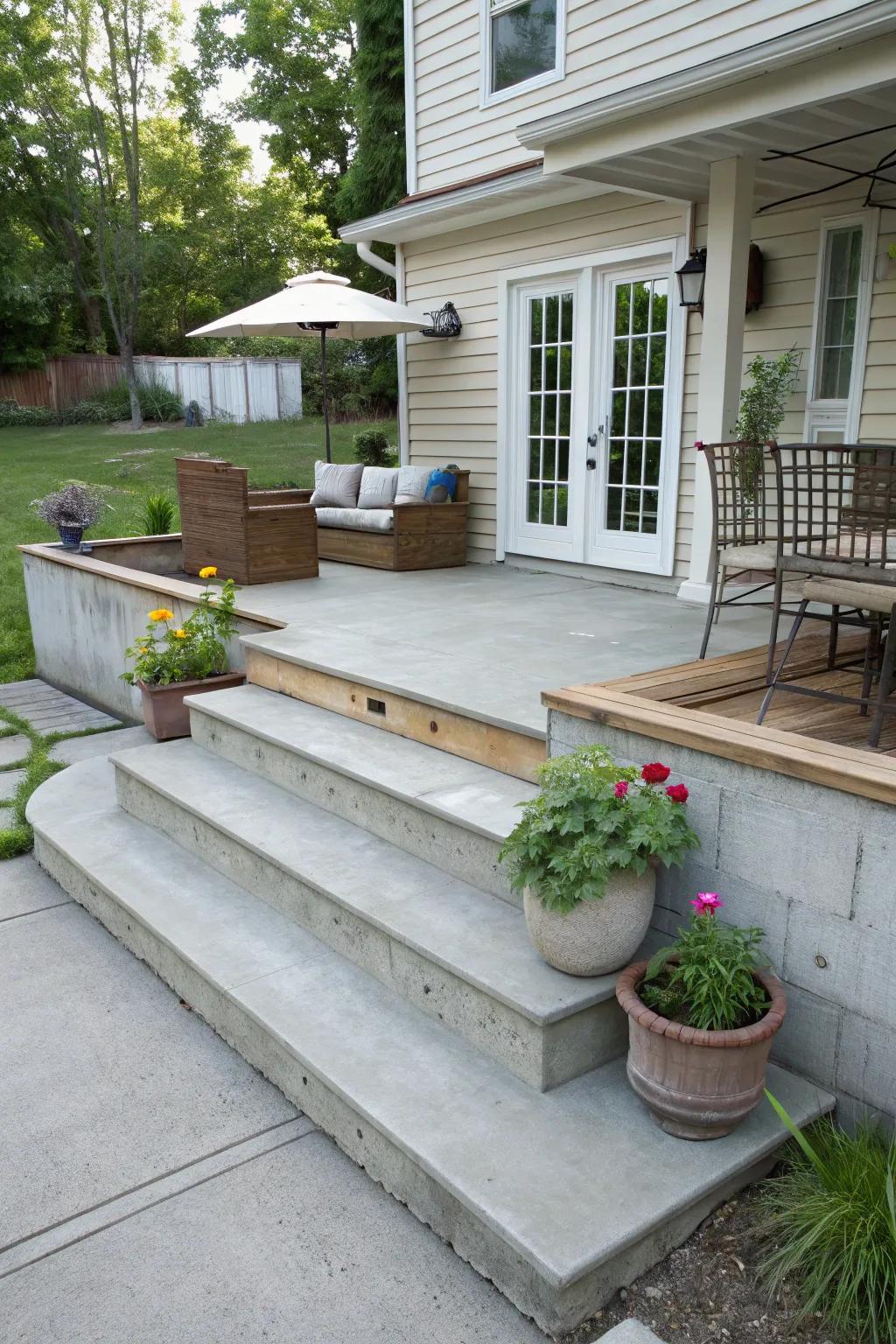 Concrete porch with an innovative multi-level layout.
