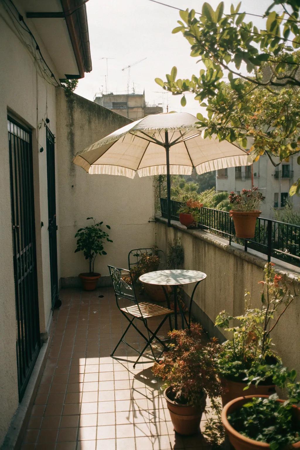 Stay cool with a portable shade solution on your balcony.