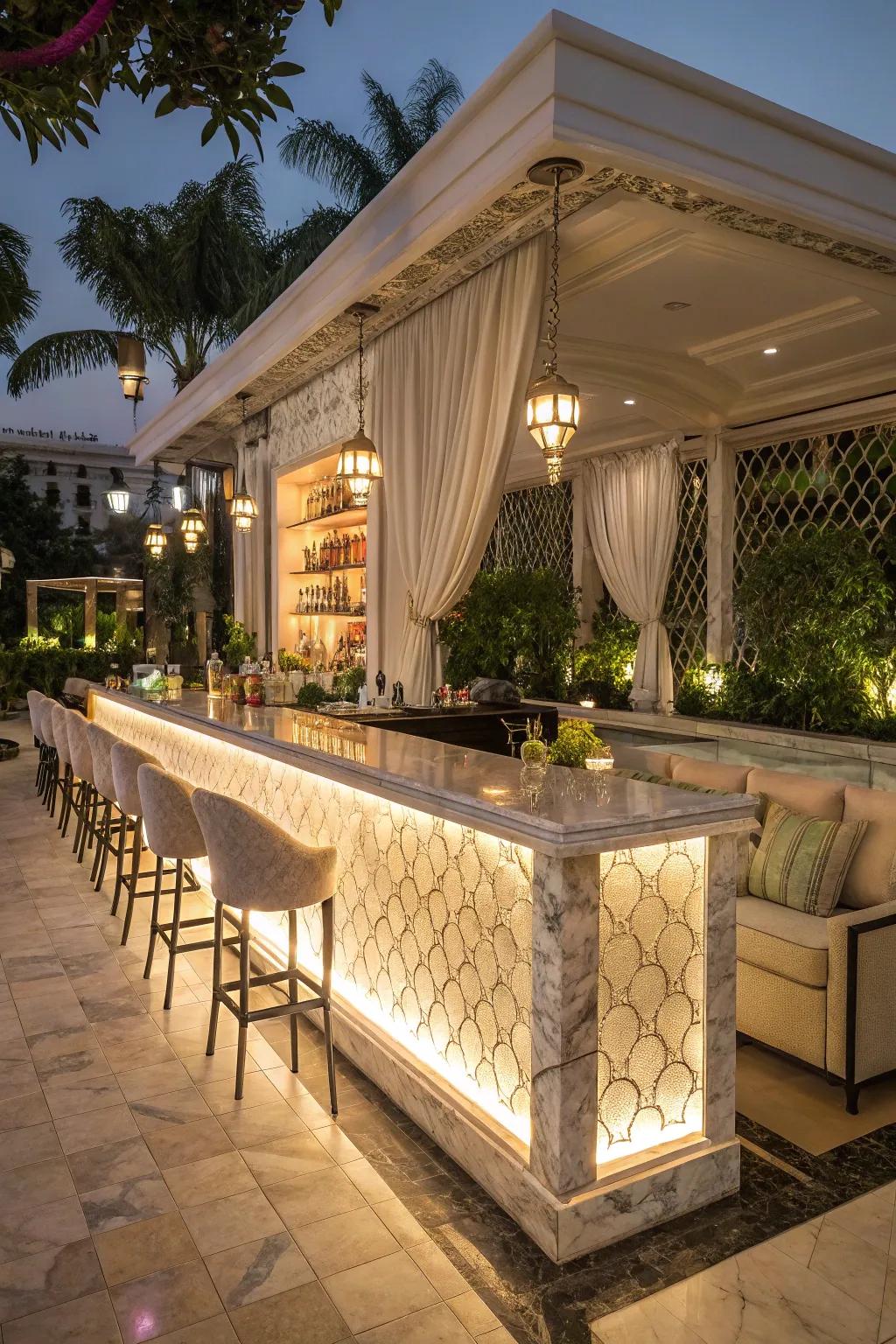 A glamorous marble tile bar top for a luxurious outdoor setting
