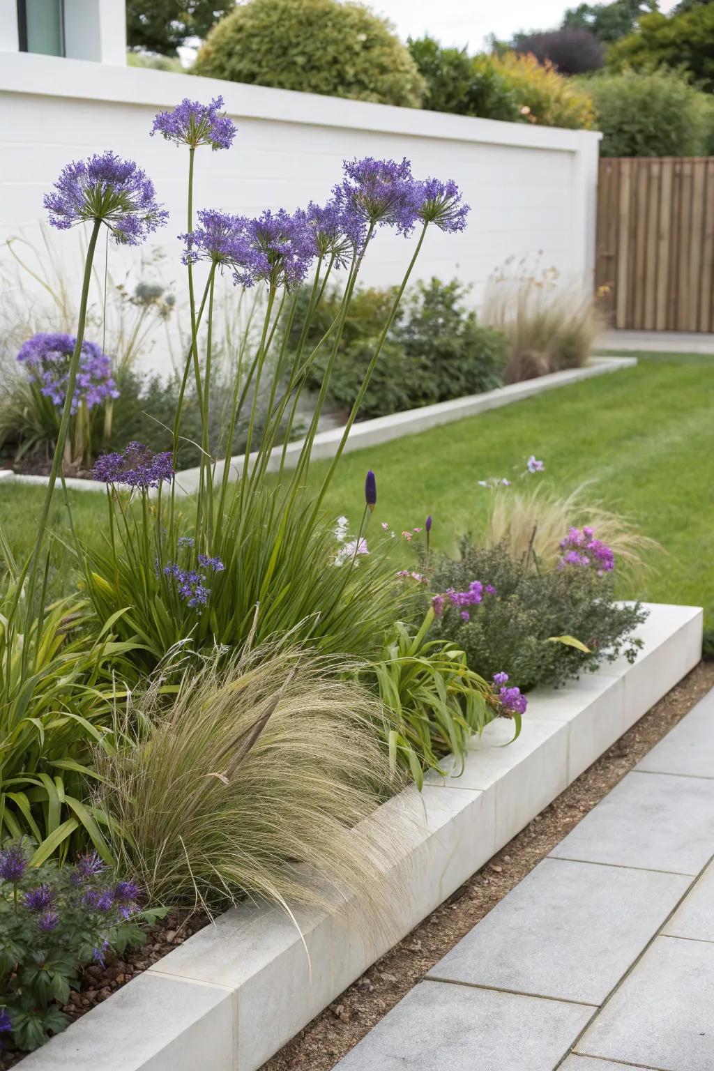 Achieve a contemporary look with a minimalist flower bed design.