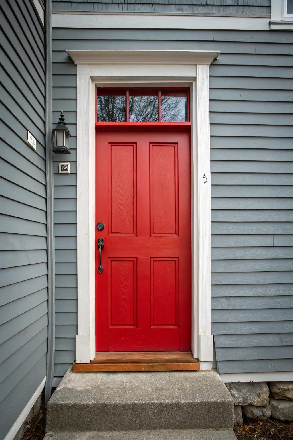 Contrasting colors create a standout entryway.