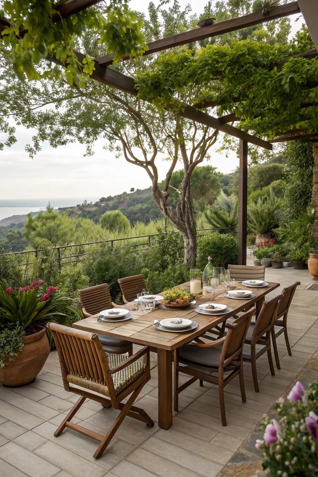 Enjoy meals with a view.