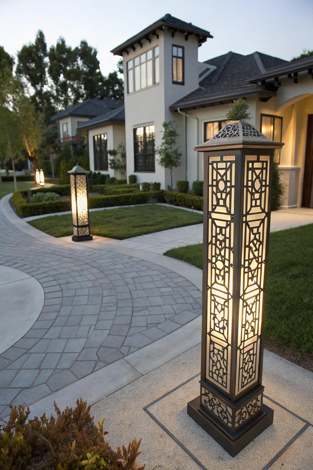Art Deco-inspired light post transforming a driveway with elegant elegance.