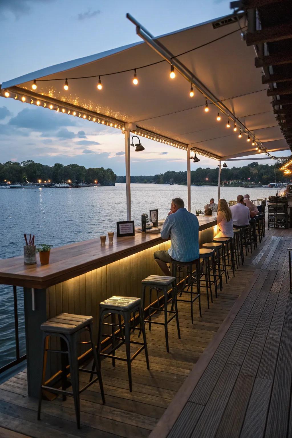 A long counter with stools invites lively conversation by the water.