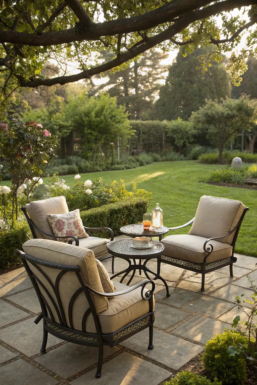 A cozy seating area perfect for relaxation and entertainment.