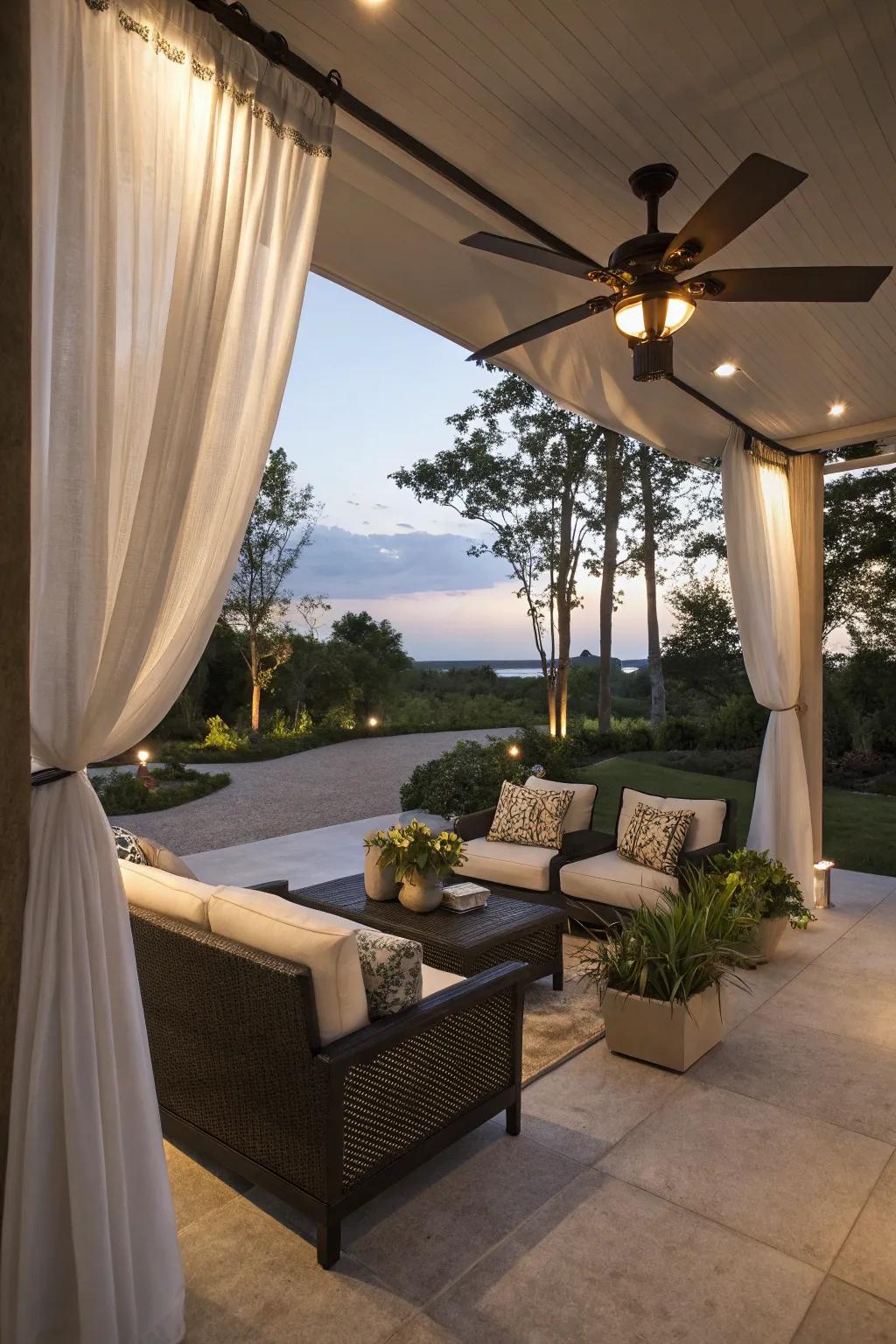 Stay cool with ceiling fans that feature integrated lighting.