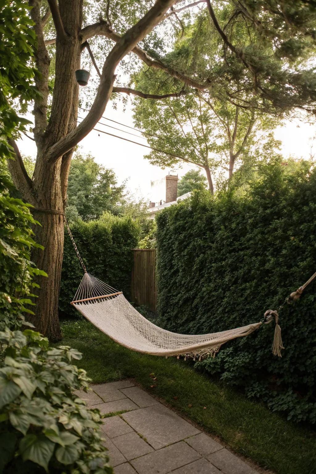 Privacy elements turn your hammock into a hidden oasis.