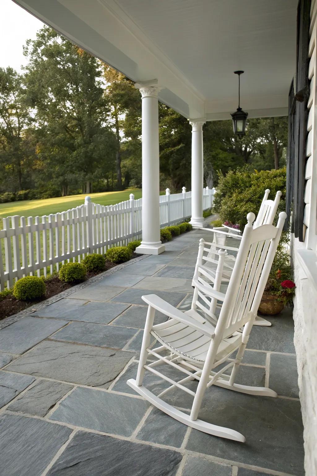 Sophisticated elegance with bluestone pavers.