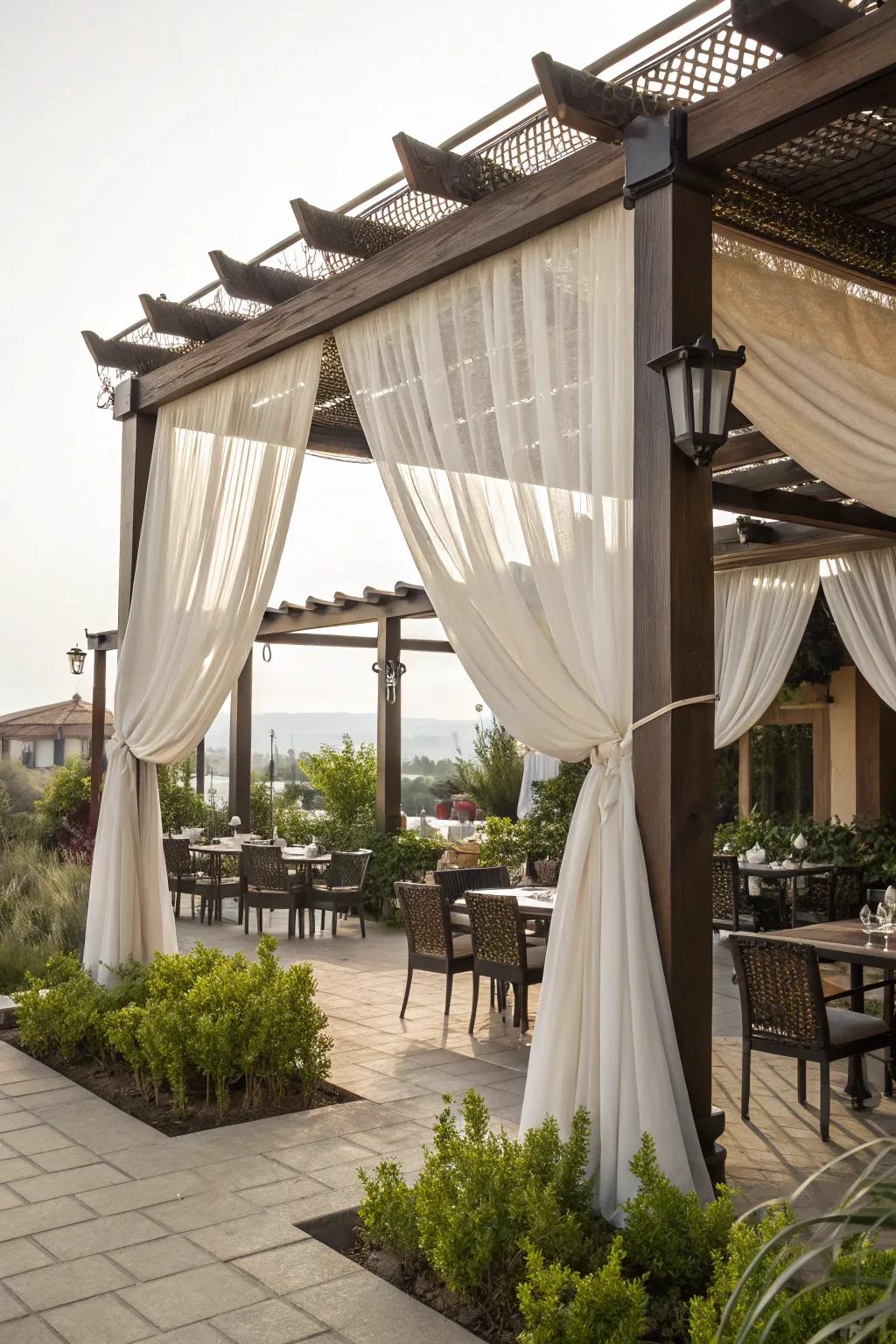 Pergolas offer shade and a sense of elegance to outdoor dining areas.