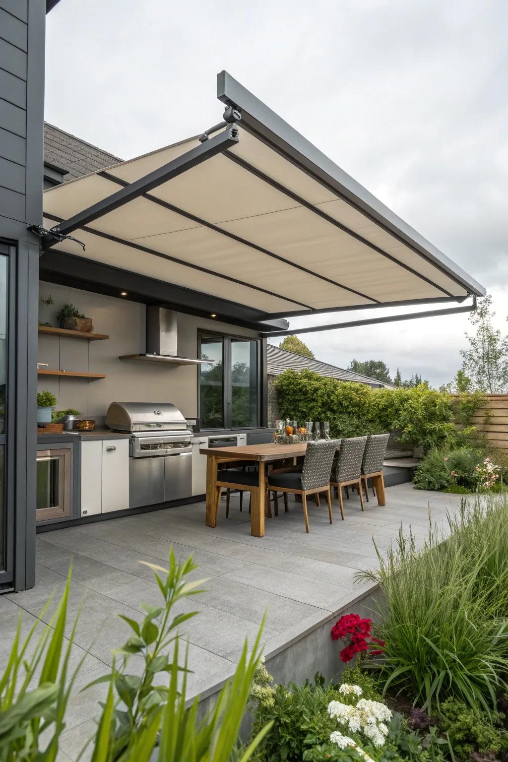 A retractable awning offers flexible shade for this outdoor kitchen.