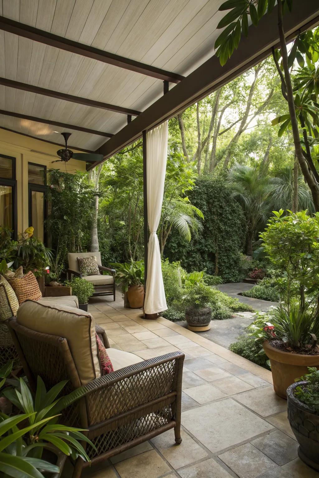 Privacy screens create a secluded and tranquil lanai setting.