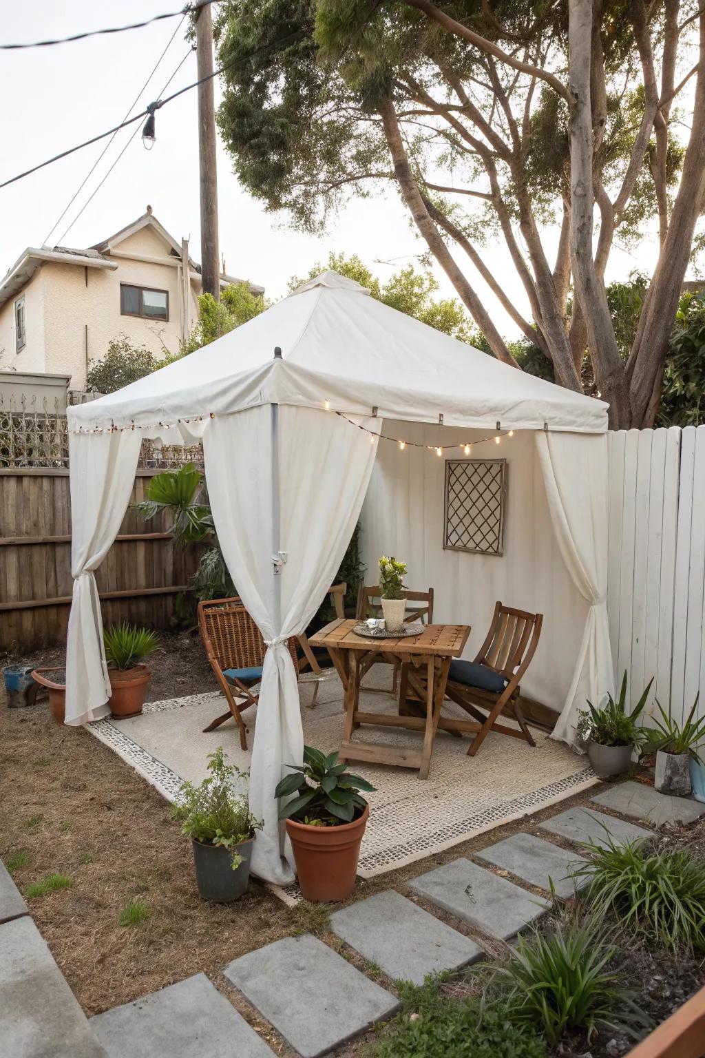 Tents create a cozy and weather-protected party space.