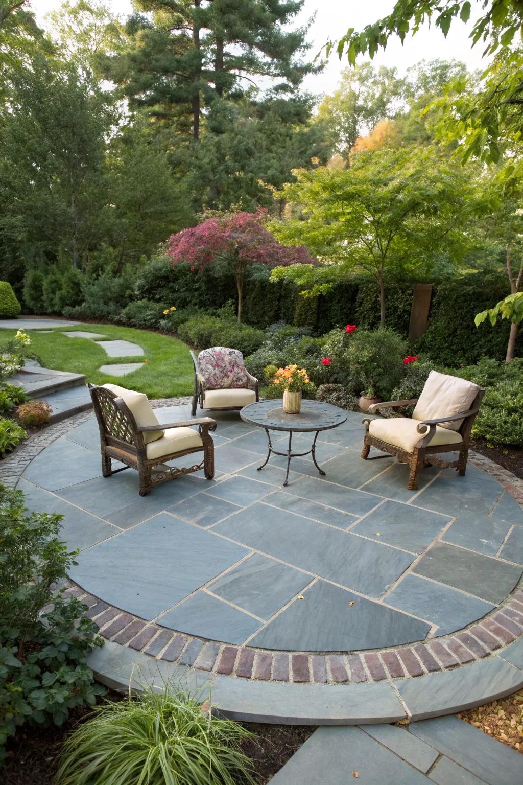 Stand out with a unique circular bluestone patio design.