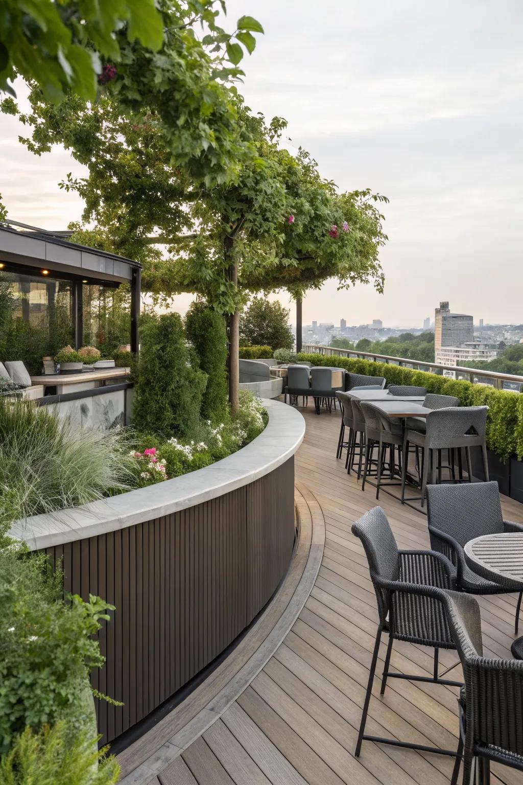 Curved sections bring dynamic interest to your deck.