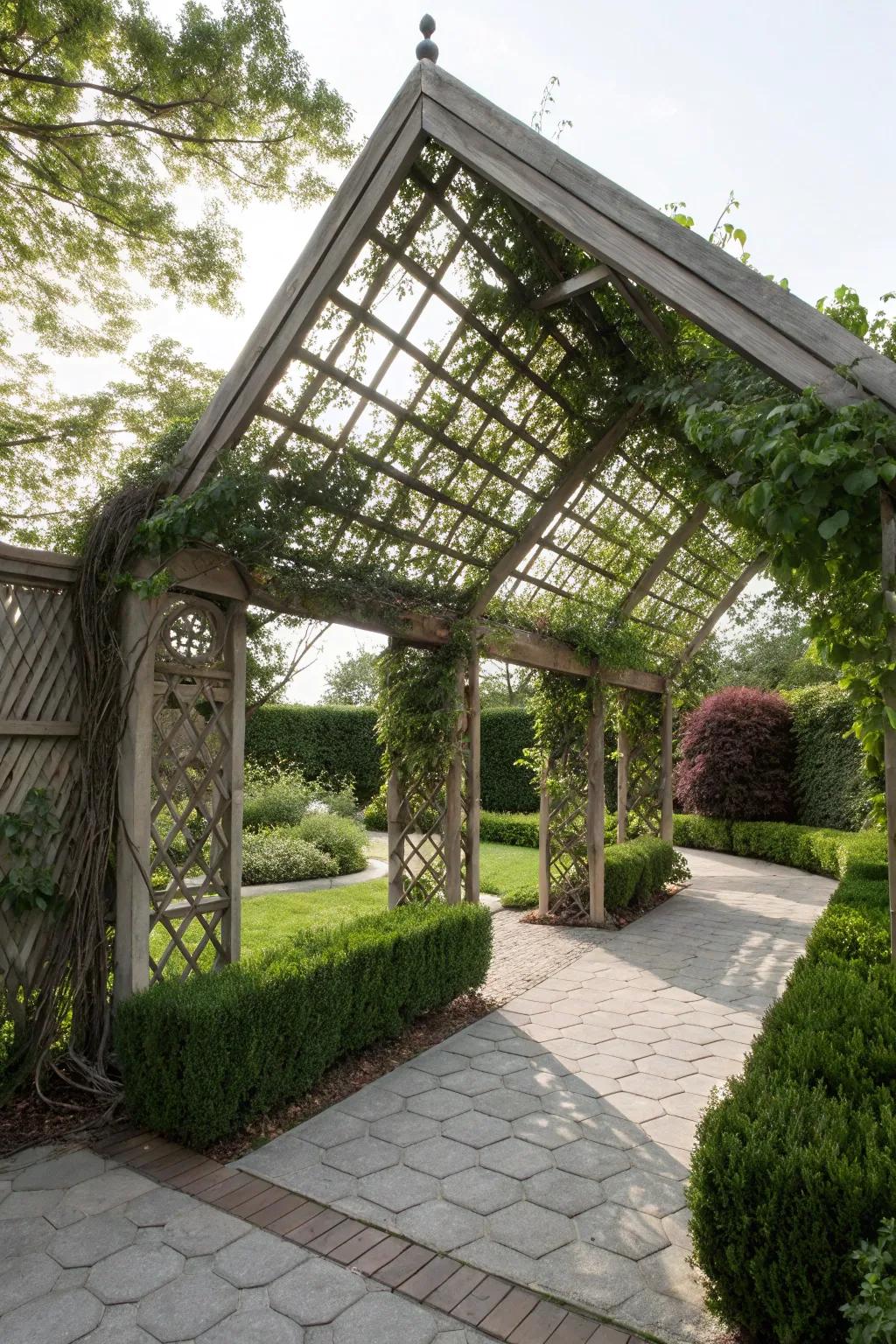 Privacy screens adding intimacy to a triangle pergola space.