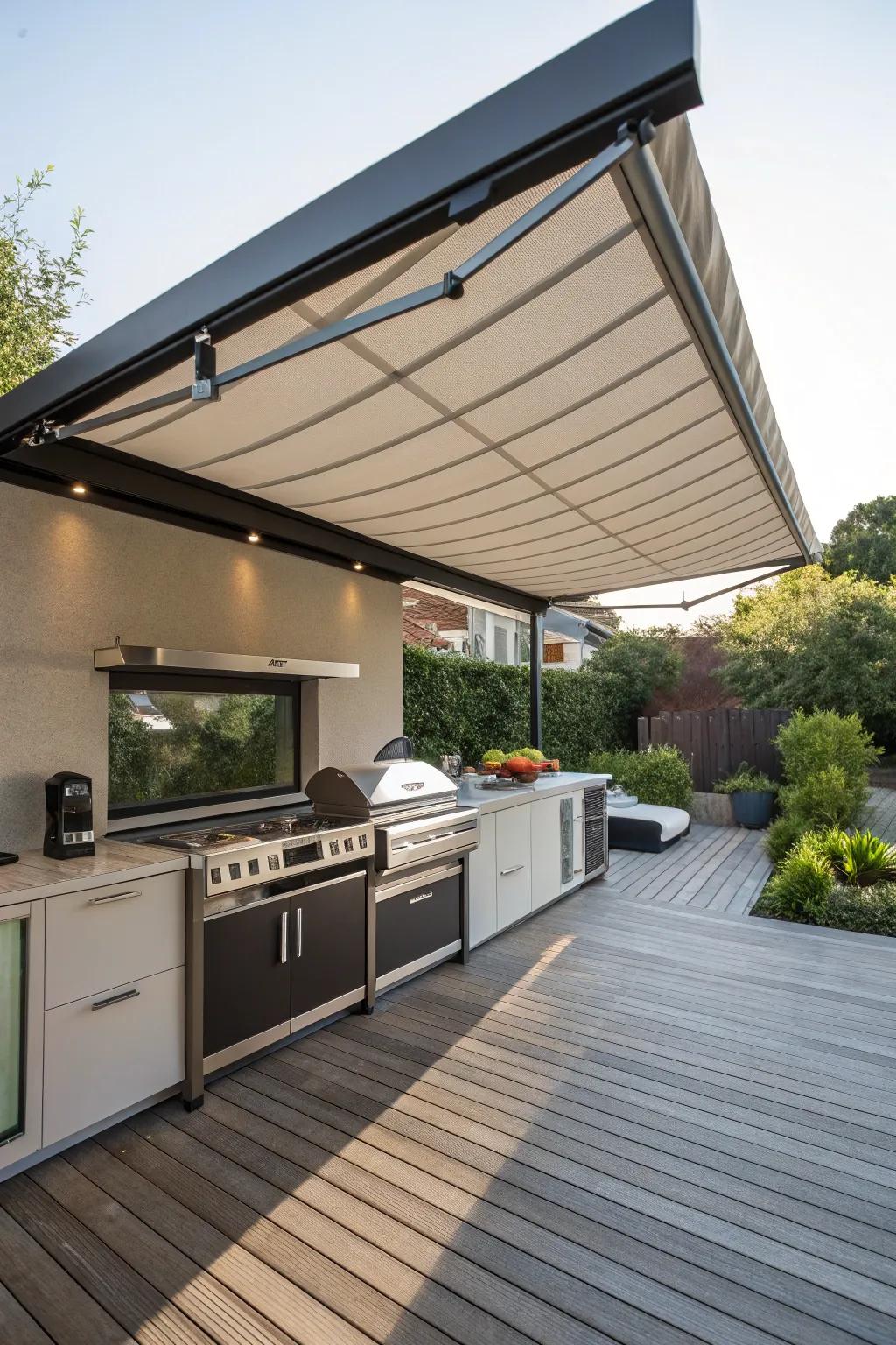A retractable awning adds flexibility to this outdoor kitchen.