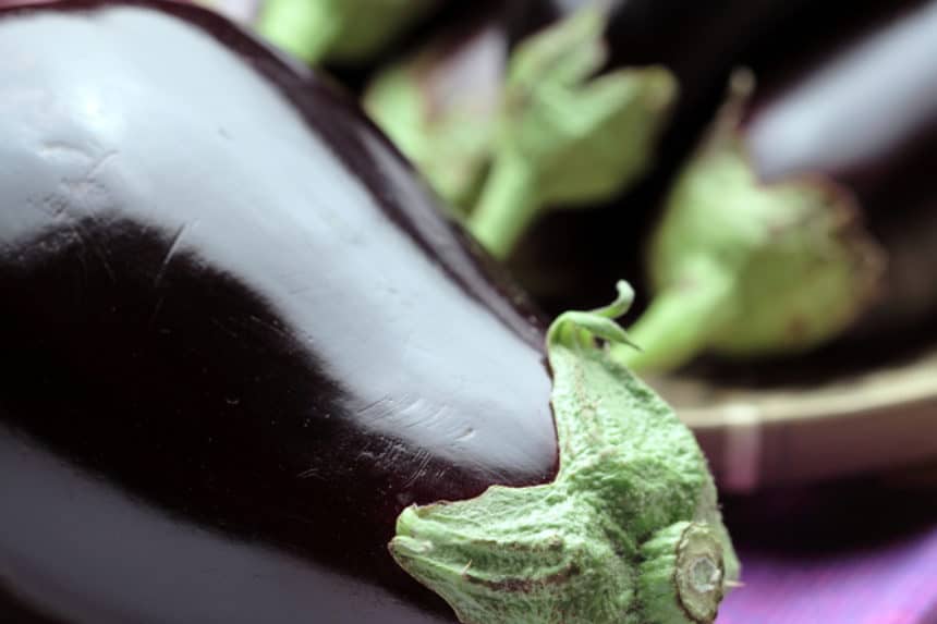 Female and Male Eggplant Myth Debunked » Old Wive's Tale