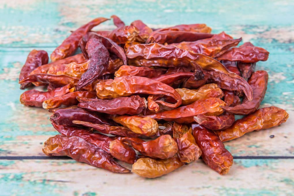 How to Dry Habanero Peppers » All the Top Tips