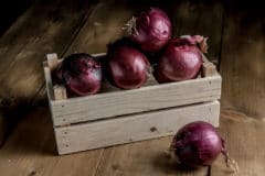 how-to-store-red-onions